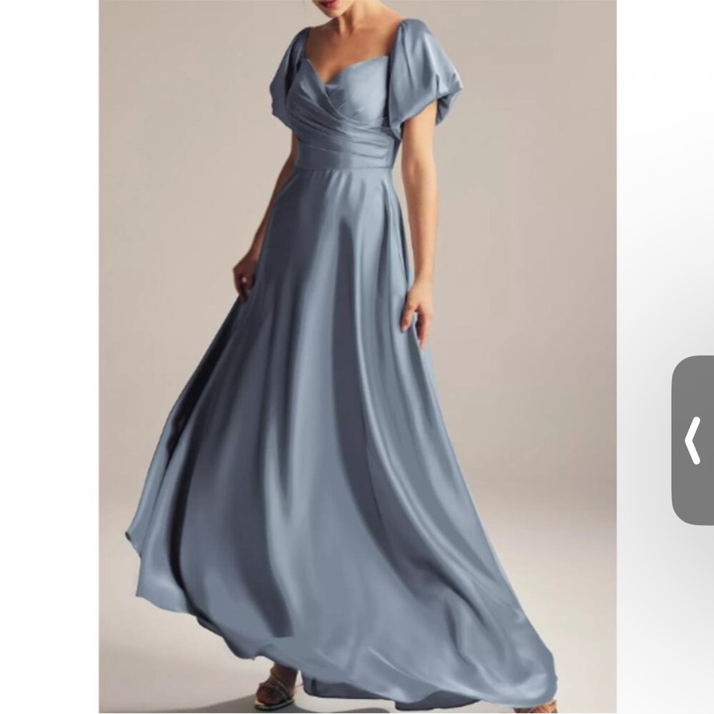 Elegant Blue Evening Gown
